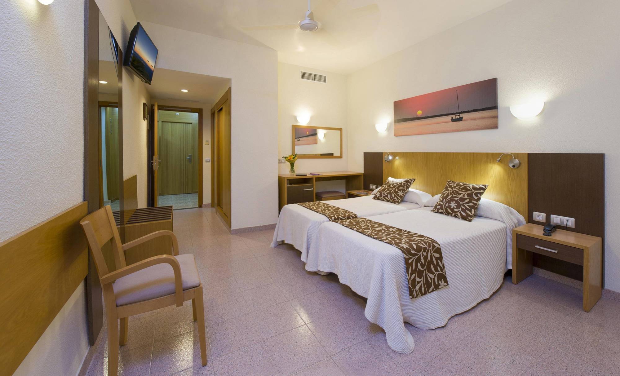 Hotel Gran Sol Сан-Антонио-Абад Экстерьер фото
